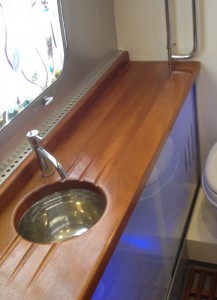 Bathroom sink argosy